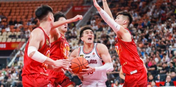 OB电竞登录入口-CBA重磅爆料！曝麦考尔离开广东宏远，上海男篮将对洛夫顿重罚